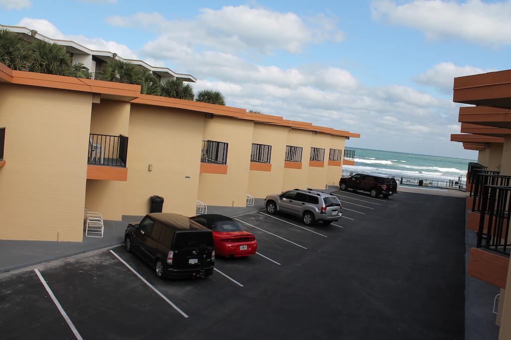 Grand Prix Motel Beach Front Дейтона-Бич Экстерьер фото