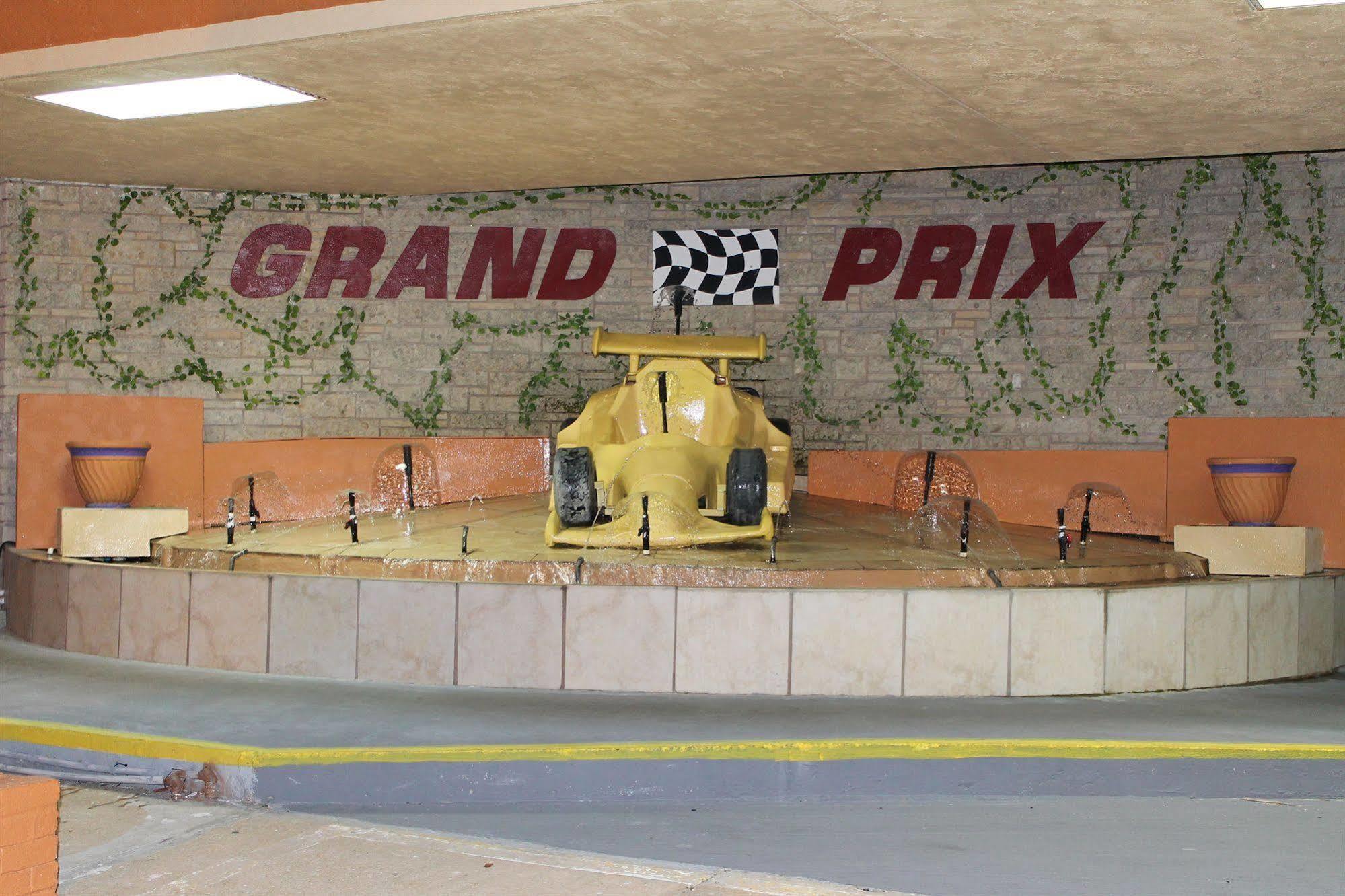 Grand Prix Motel Beach Front Дейтона-Бич Экстерьер фото